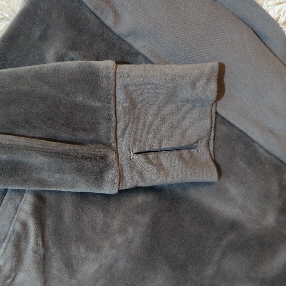 Gray Velvet Pullover - Picture 4 of 5